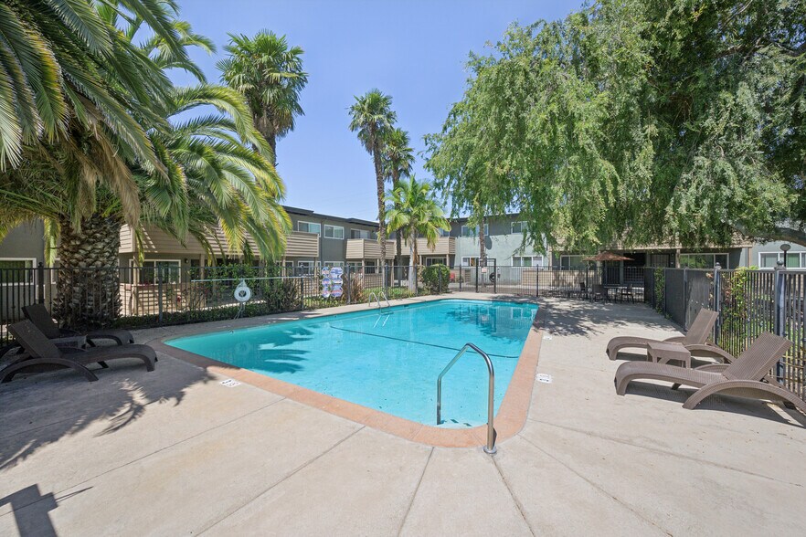 More Photos Of 550 Berry Ave, Hayward Apartments For Sale