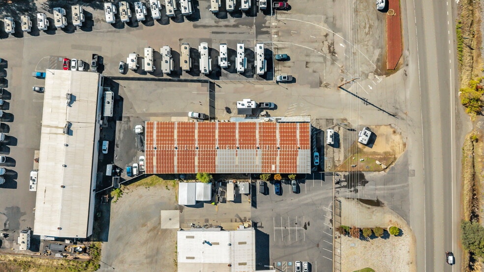 More Photos Of 2020 Taylor Rd, Roseville Industrial For Lease