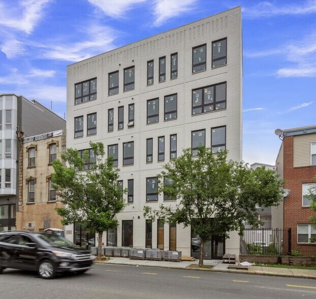 Primary Photo Of 1723 Ridge Ave, Philadelphia Apartments For Sale
