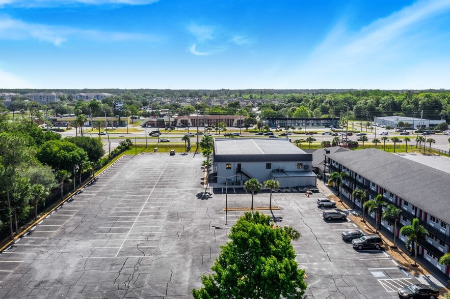 More Photos Of 4736 W Irlo Bronson Memorial Hwy, Kissimmee Unknown For Lease