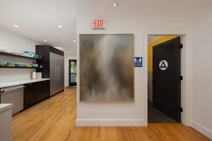 More Photos Of 1913-1915 Hyperion Ave, Los Angeles Loft Creative Space For Sale