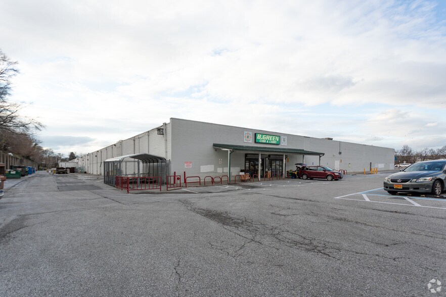 More Photos Of 2401-2501 Belair Rd, Baltimore Unknown For Lease