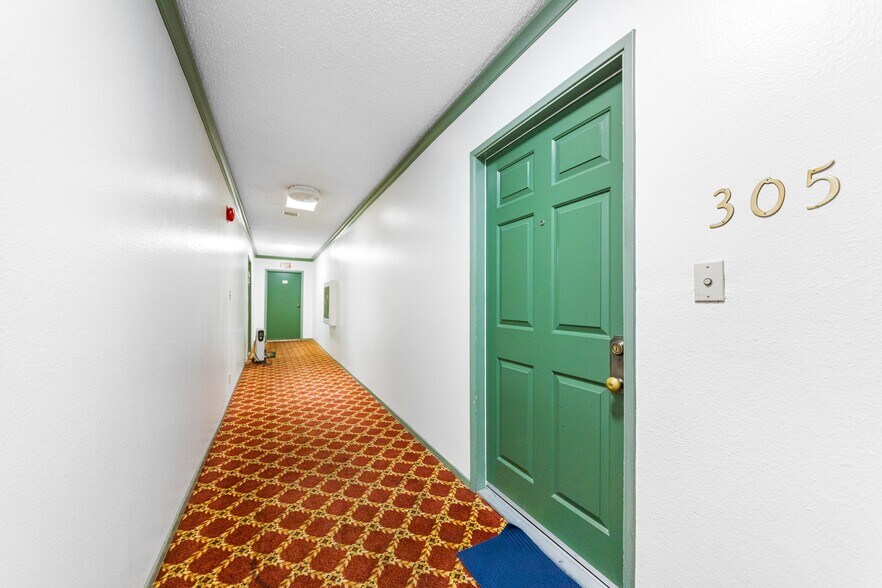 More Photos Of 13951 Moorpark St, Sherman Oaks Apartments For Sale