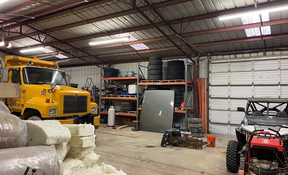 More Photos Of 19560 Lower Pleasant Ridge Rd, Caldwell Warehouse For Lease