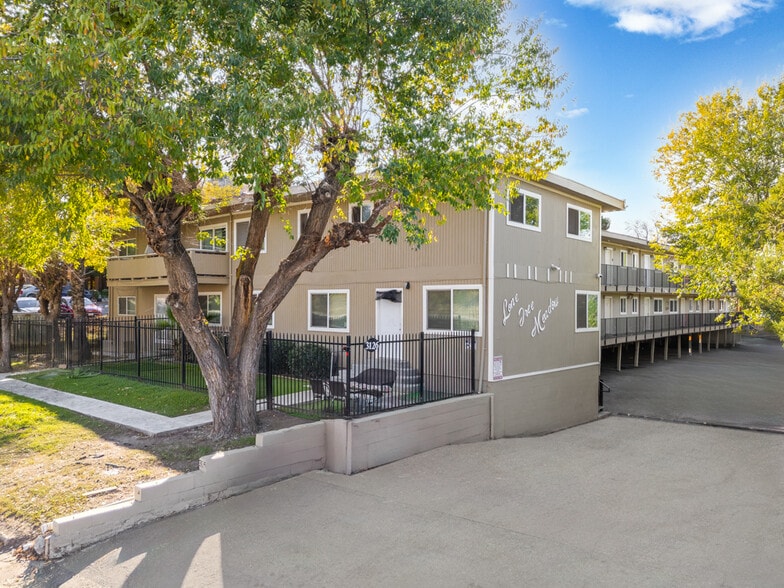 Primary Photo Of 3126 Lone Tree Way, Antioch Apartments For Sale