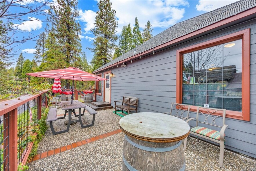 More Photos Of 1051 Hwy 4, Arnold General Retail For Sale