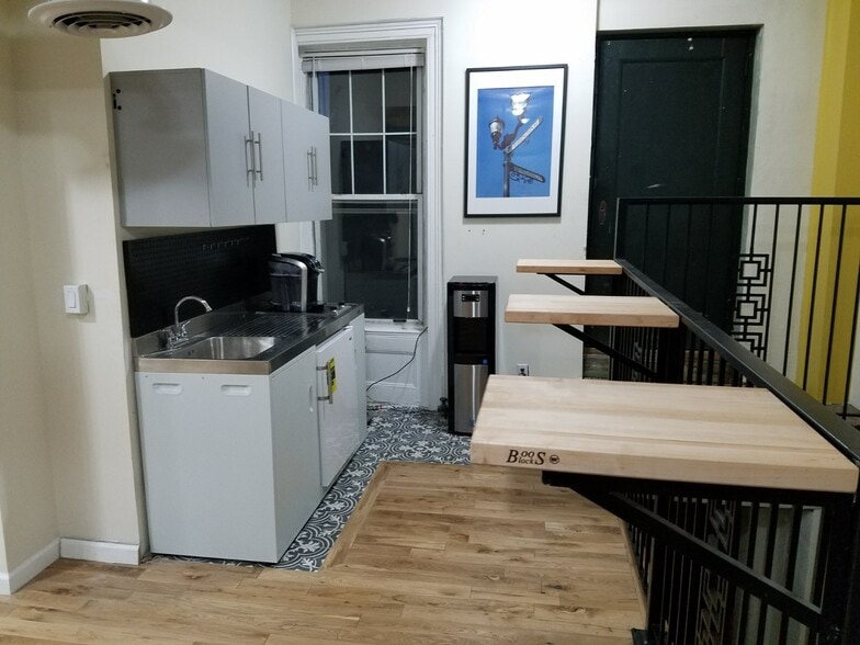 More Photos Of 94 River St, Hoboken Apartments For Sale