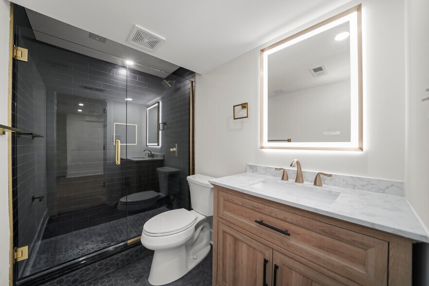 More Photos Of 4636 N Hamilton Ave, Chicago Multifamily For Sale