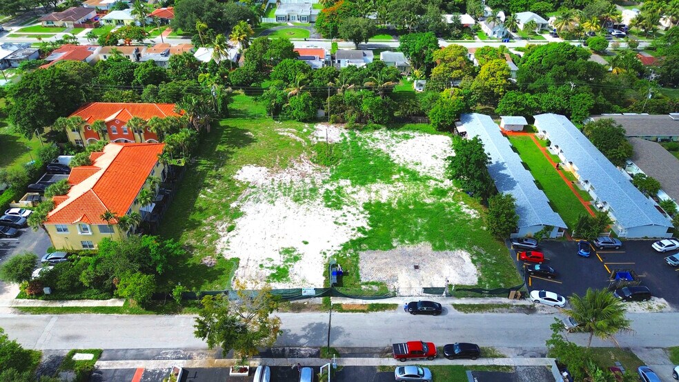 More Photos Of 2630 Pierce St, Hollywood Land For Sale