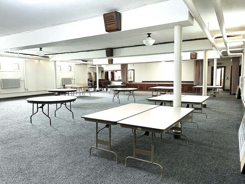 More Photos Of 1900 Oak Park Ave, Berwyn Religious Facility For Sale