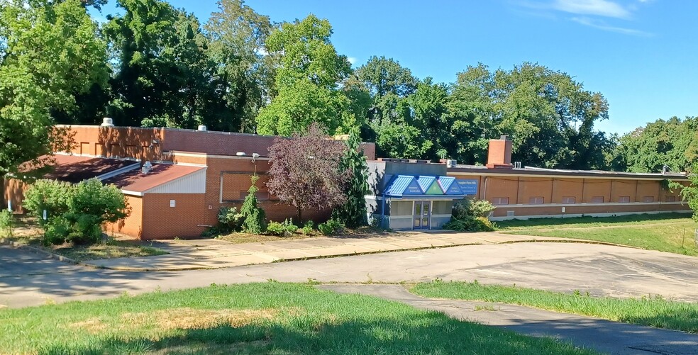 Primary Photo Of 200 Penn School Rd, Verona Schools For Sale