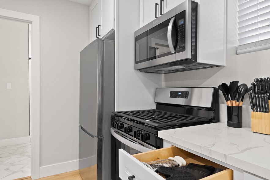 More Photos Of 3019-23 E 10th Street, National City Apartments For Sale