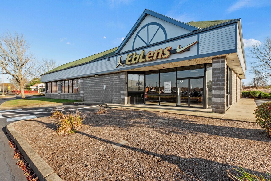 More Photos Of 1-42 Fairhaven Commons Way, Fairhaven Unknown For Lease