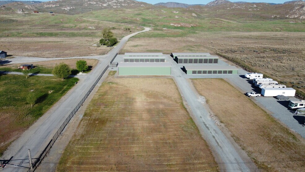 More Photos Of 8 Hacienda Ln, Brewster Self Storage For Sale