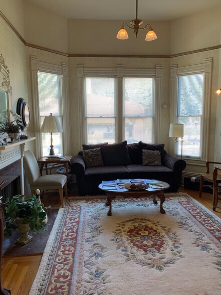 More Photos Of 107 Figueroa St, Ventura Office For Lease