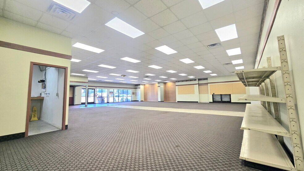 More Photos Of 22755 Antelope Blvd, Red Bluff General Retail For Lease
