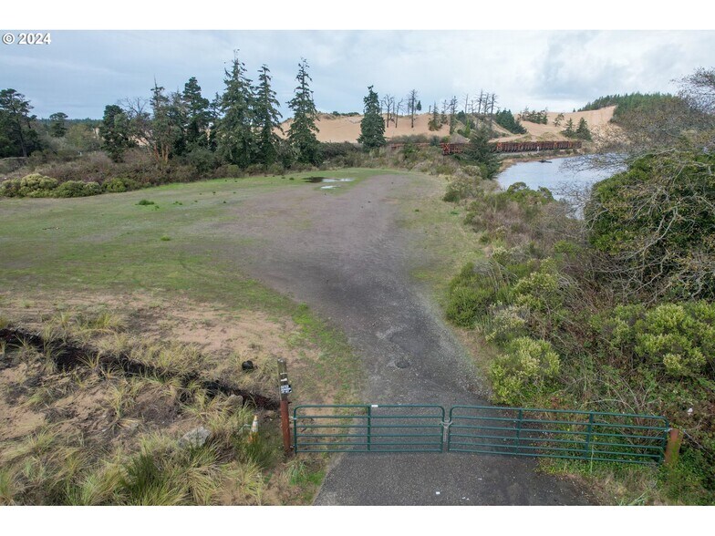 More Photos Of 92851 Trans Pacific Pkwy, North Bend Land For Sale