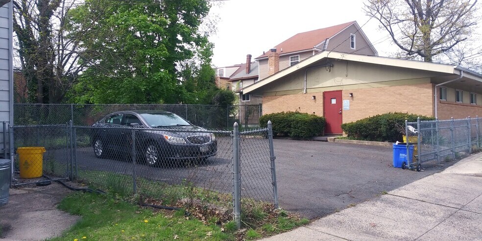 More Photos Of 671 Pennington Ave, Trenton Office For Sale