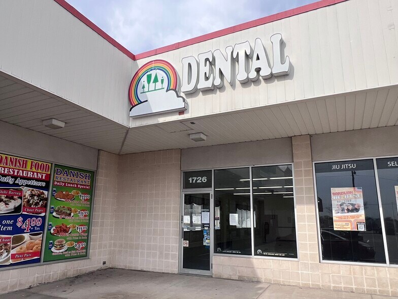 More Photos Of 1700-1740 N Rolling Rd, Baltimore General Retail For Lease