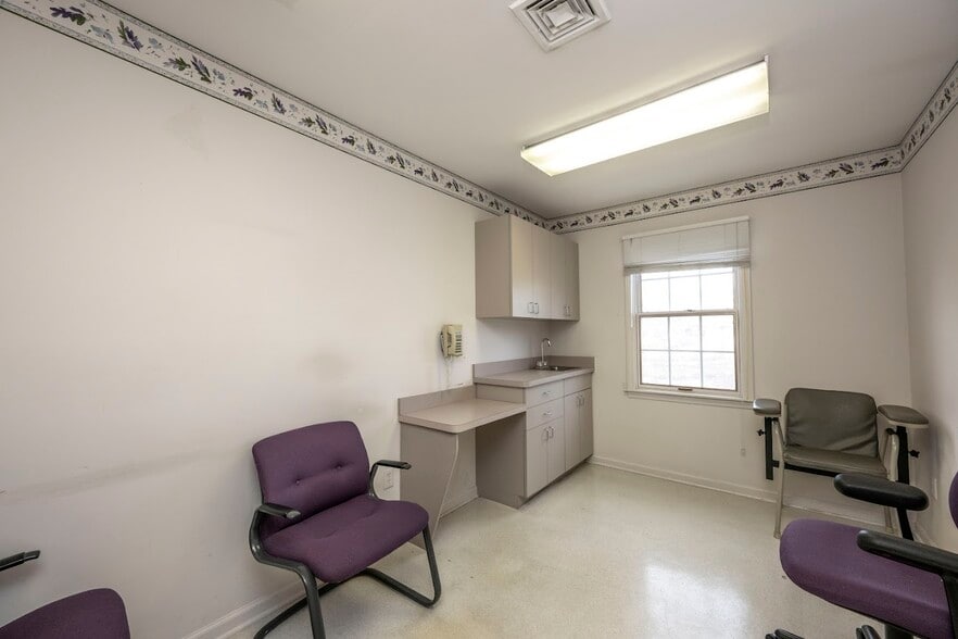 More Photos Of 11 Woodland Rd, Madison Medical For Sale