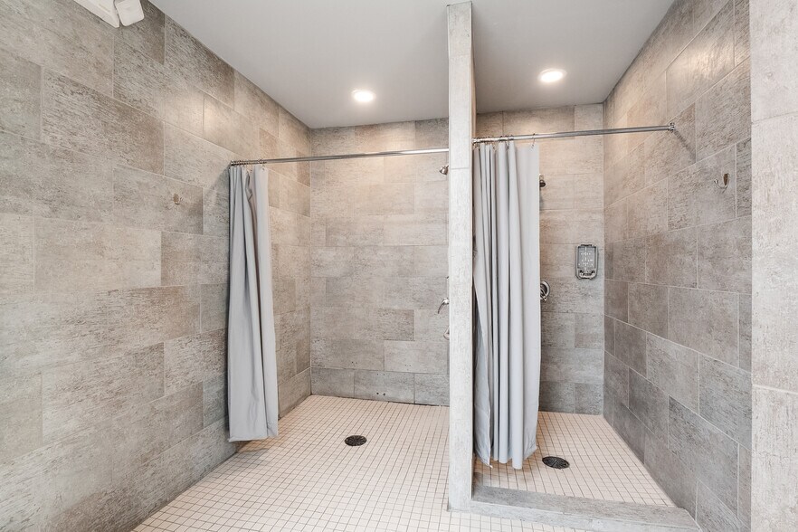 More Photos Of 3634 Austin Peay Hwy, Memphis Medical For Lease