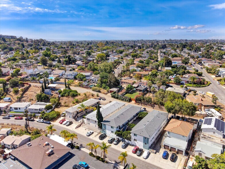 More Photos Of 7025 Boulevard Dr, La Mesa Apartments For Sale