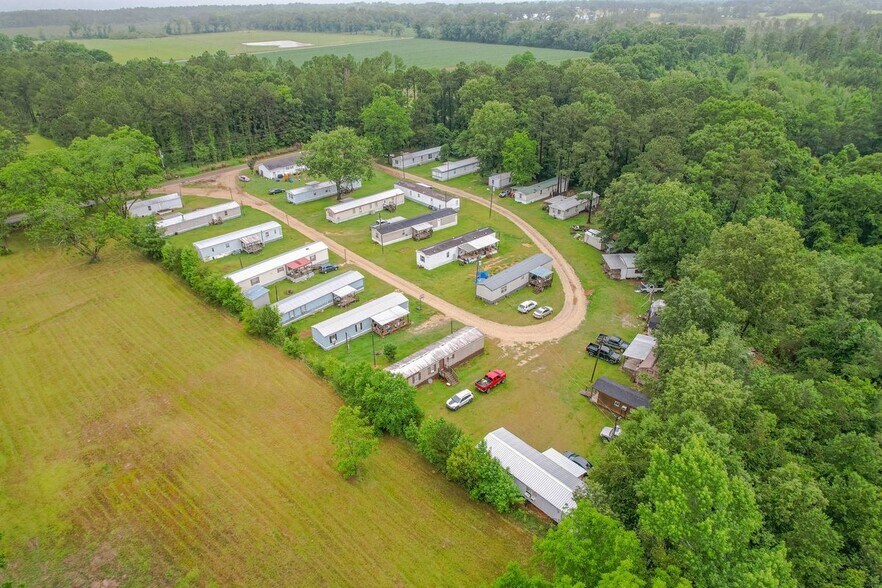 More Photos Of 350 Ira Turner Rd, Leakesville Trailer Camper Park For Sale