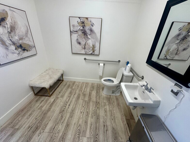 More Photos Of 3355 S State St, Salt Lake City Freestanding For Lease