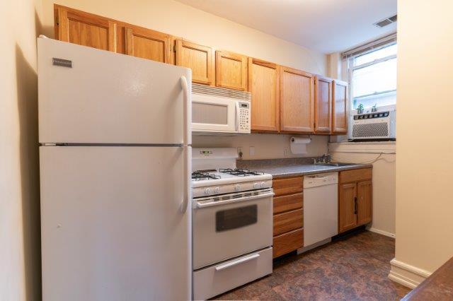 More Photos Of 1521 S 4th St, Louisville Apartments For Sale