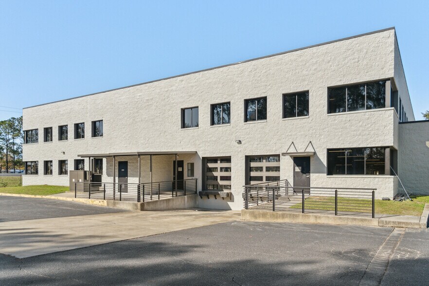 More Photos Of Port 26 | 2155 Eagle Drive, North Charleston Office For Lease