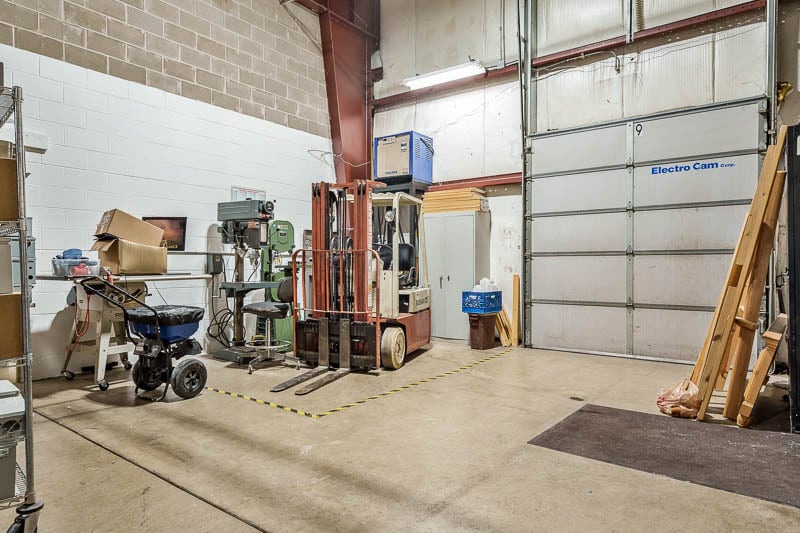 More Photos Of 13647 Metric Rd, Roscoe Industrial For Lease