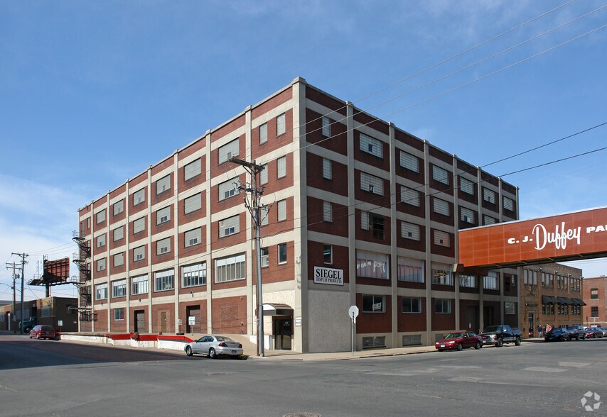 Primary Photo Of 300 N 6th Ave, Minneapolis Warehouse For Lease