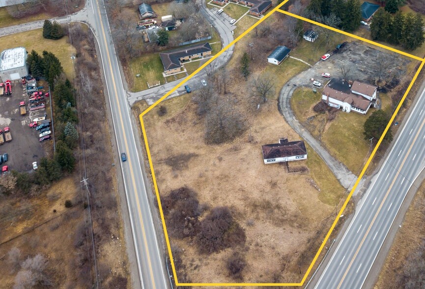 Primary Photo Of 10685 Dixie Hwy, Springfield Township Land For Sale