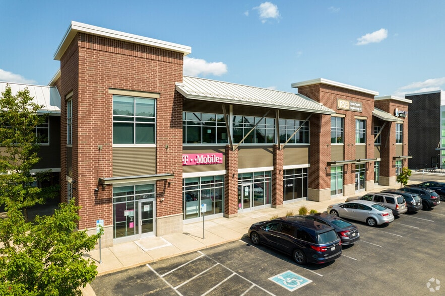 Primary Photo Of 1532 W Broadway, Madison Storefront Retail Office For Lease