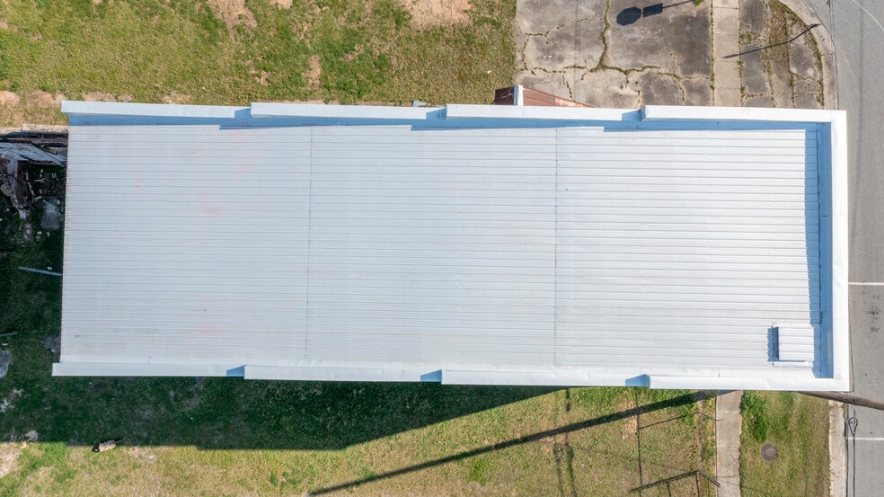 More Photos Of 82 Dromedary Street st, Woodbury Flex For Sale