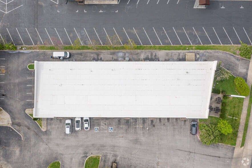 More Photos Of 1520 Memorial Blvd, Murfreesboro General Retail For Lease