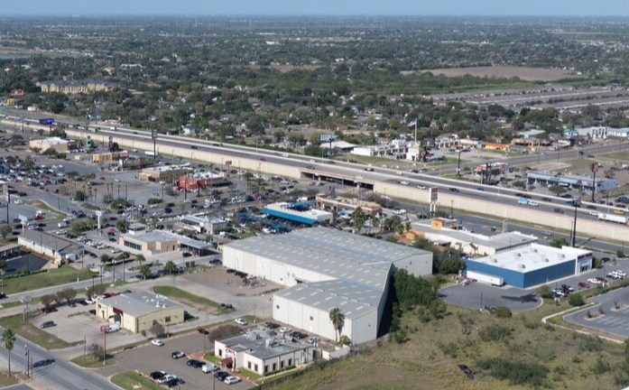 More Photos Of 1502 W Pike Blvd, Weslaco Warehouse For Lease