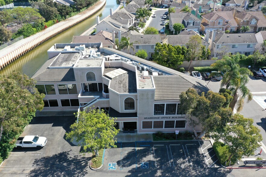 More Photos Of 20042 Beach Blvd, Huntington Beach Loft Creative Space For Sale