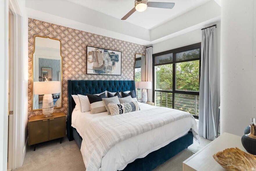 More Photos Of 3200 McKinney Ave, Dallas Multifamily For Sale