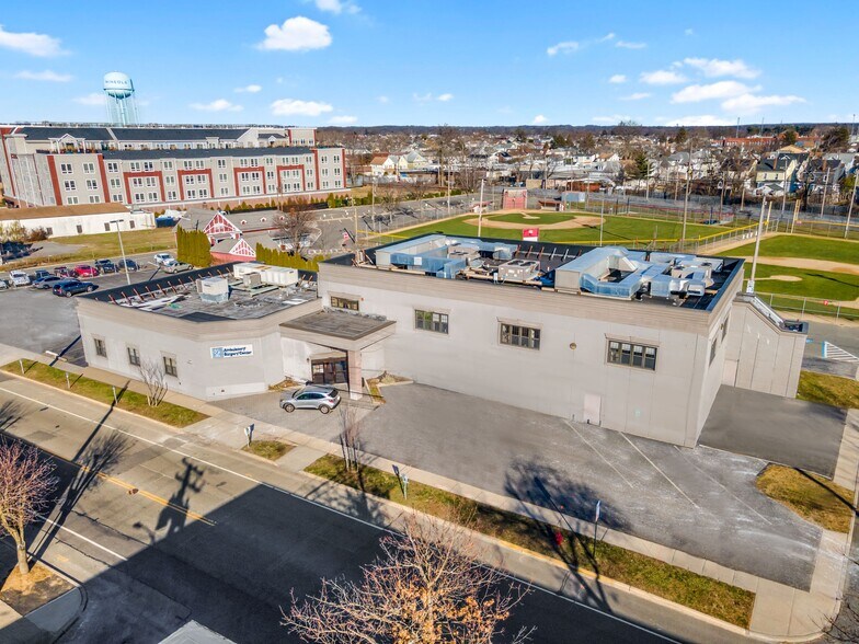 More Photos Of 110 Willis Ave, Mineola Rehabilitation Center For Sale