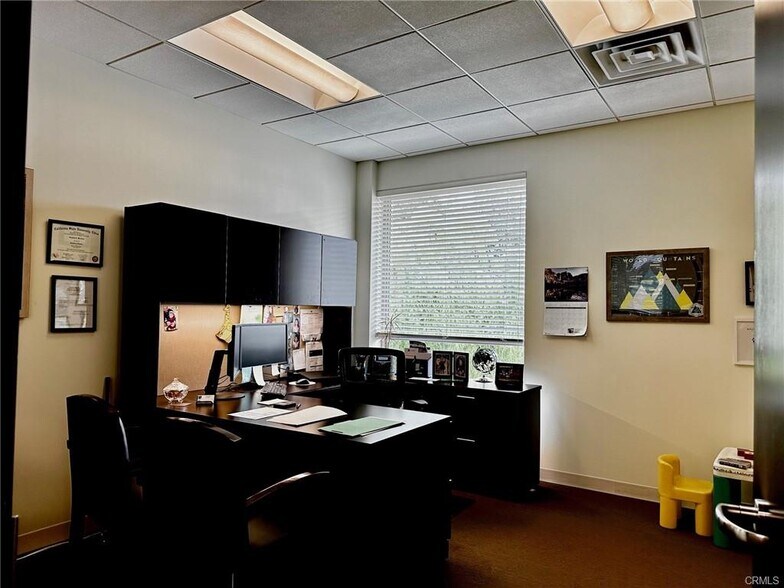 More Photos Of 2580 Sierra Sunrise Ter, Chico Office For Lease