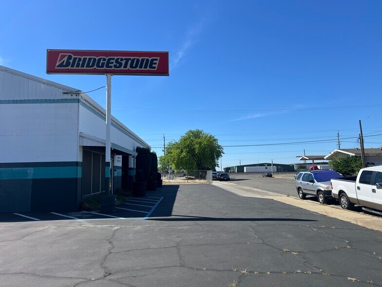 More Photos Of 1040 High St, Atwater Auto Repair For Lease