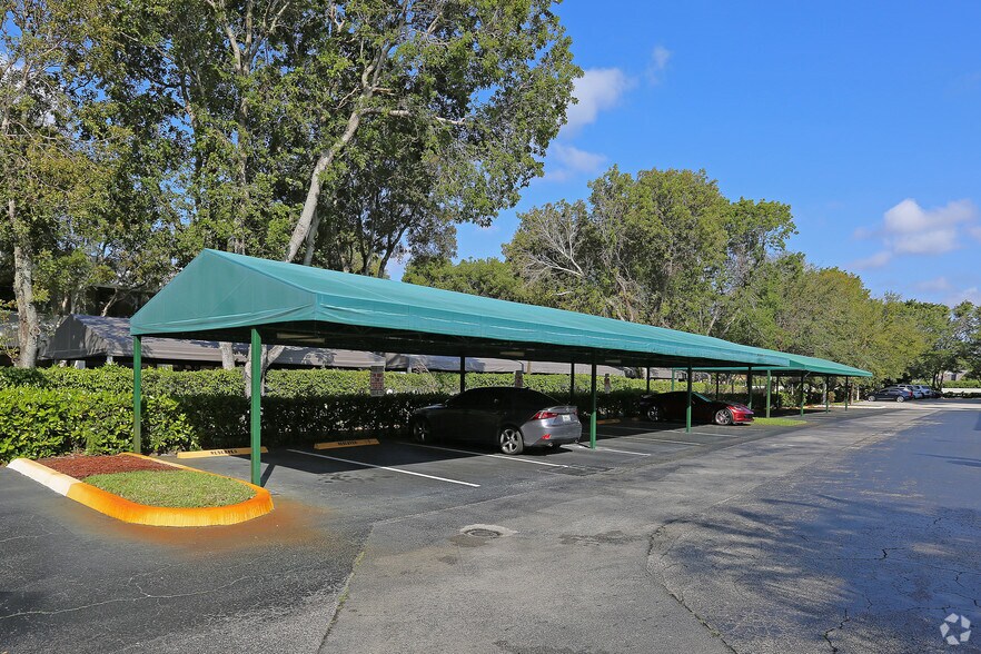 More Photos Of 2201 NW Corporate Blvd, Boca Raton Medical For Lease