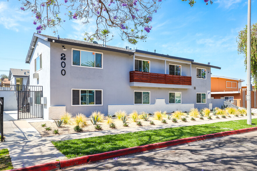 Primary Photo Of 200 E Wakefield Ave, Anaheim Apartments For Sale