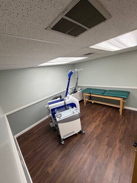 More Photos Of 118 Dudley St, Providence Medical For Lease