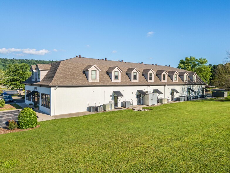 More Photos Of 9298 Apison Pike, Ooltewah Office Residential For Sale