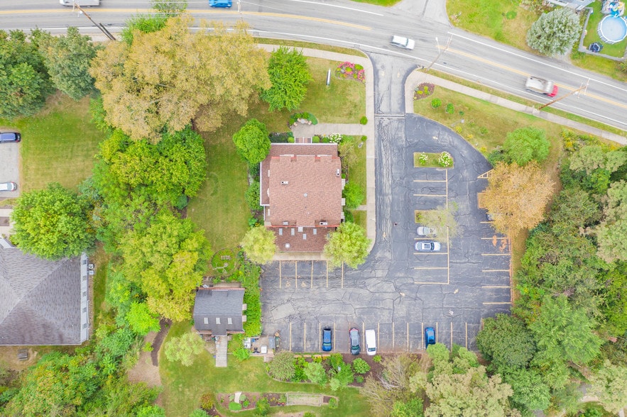 More Photos Of 7505 Saltsburg Rd, Pittsburgh Restaurant For Sale