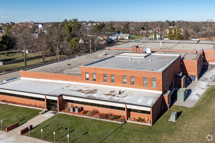 More Photos Of 110 Lincoln St, Johnson Creek Manufacturing For Sale