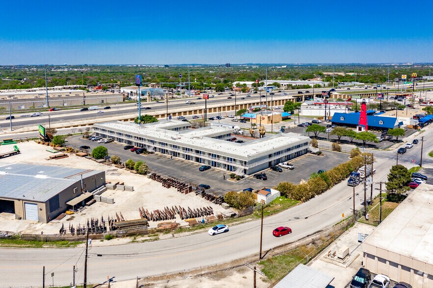 More Photos Of 5522 N Pan Am Expy, San Antonio Hotel For Sale