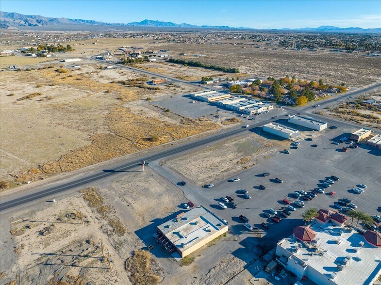 More Photos Of 1700 S Pahrump Valley Blvd, Pahrump Storefront For Sale